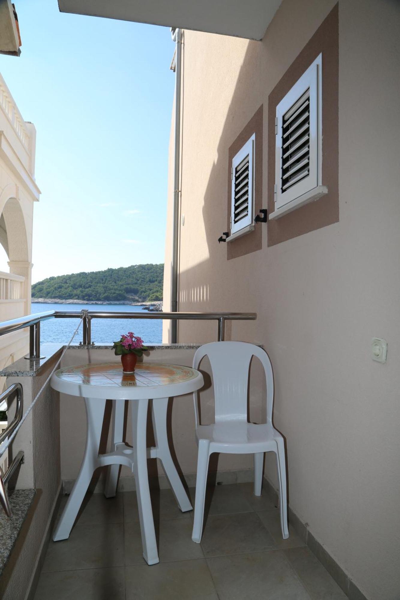 Apartments Dragica Milna  Phòng bức ảnh