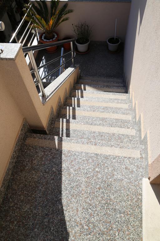 Apartments Dragica Milna  Ngoại thất bức ảnh